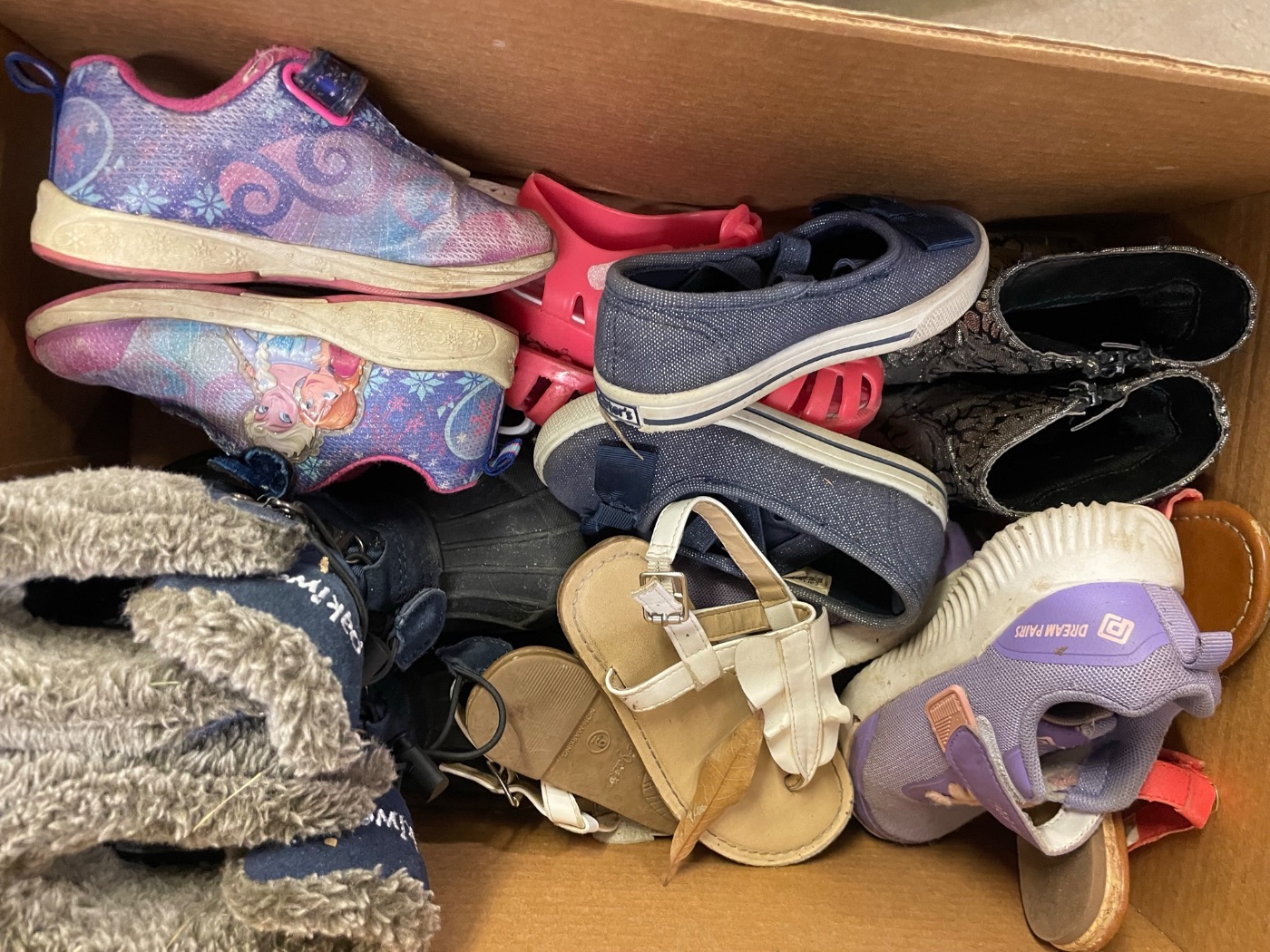 Merriam Garage Sale photo 1